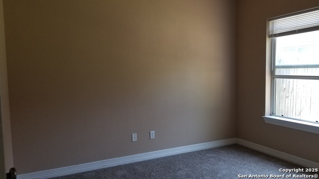 Image 7 of 10 For 3023 Green Mountain Dr