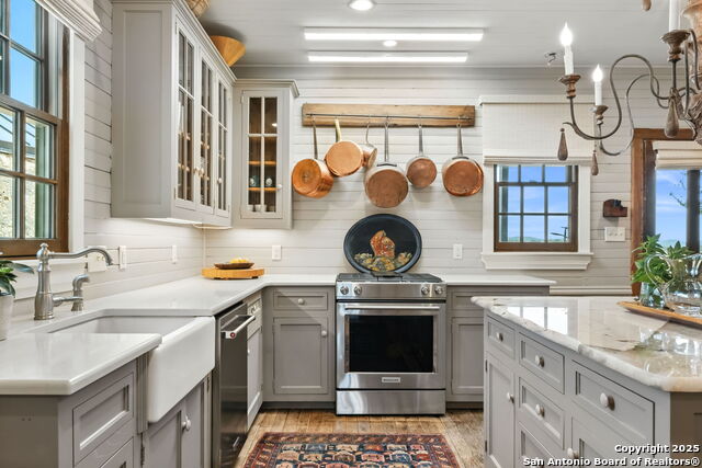 Image 15 of 80 For 716 Arbor Ridge