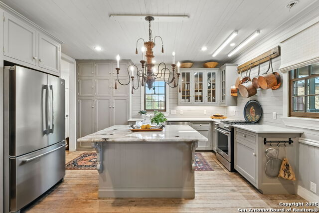 Image 16 of 80 For 716 Arbor Ridge