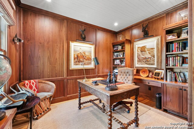 Image 22 of 80 For 716 Arbor Ridge