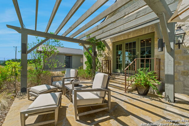 Image 32 of 80 For 716 Arbor Ridge