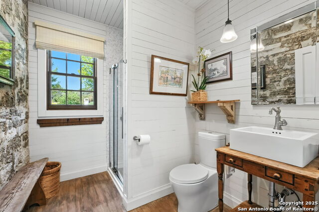 Image 34 of 80 For 716 Arbor Ridge