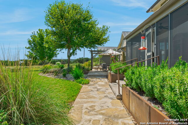 Image 47 of 80 For 716 Arbor Ridge