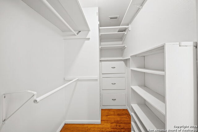 Image 11 of 15 For 225 North