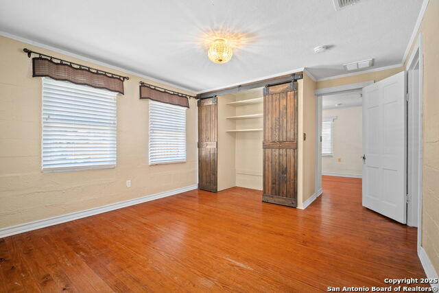 Image 13 of 15 For 225 North