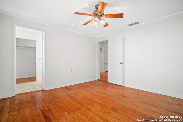 Image 14 of 15 For 225 North