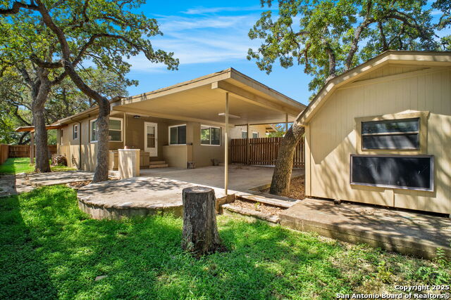 Image 15 of 15 For 225 North