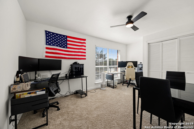 Image 18 of 34 For 272 Goliad Dr