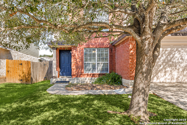 Image 2 of 34 For 272 Goliad Dr