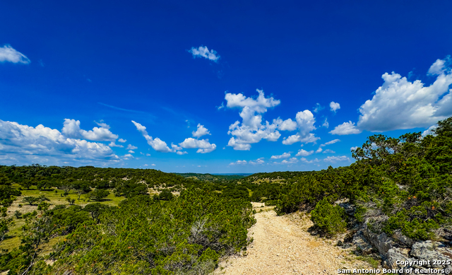 Listing photo id 9 for 380 Holiday Rd.