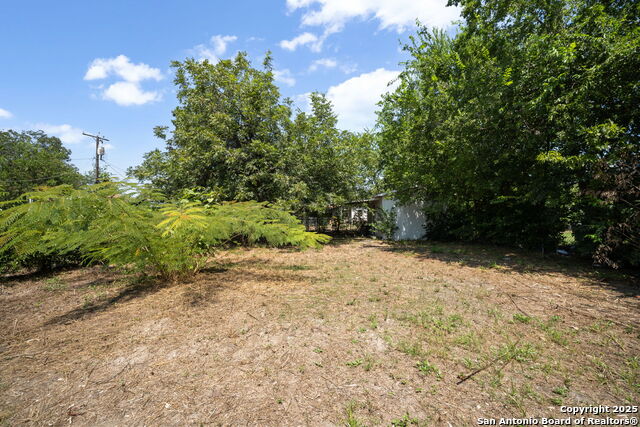 Image 21 of 23 For 243 Jewell St W