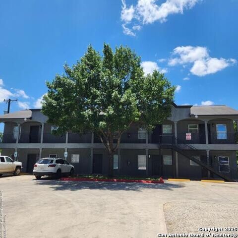 Details for 1702 Craig Pl W, San Antonio, TX 78201
