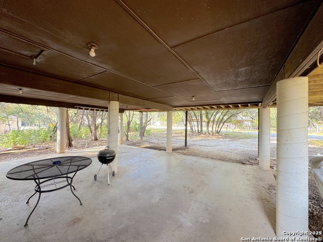 Image 32 of 36 For 776 Lookout  