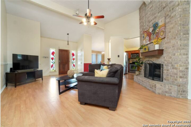 Image 3 of 12 For 6200 Welles Brook