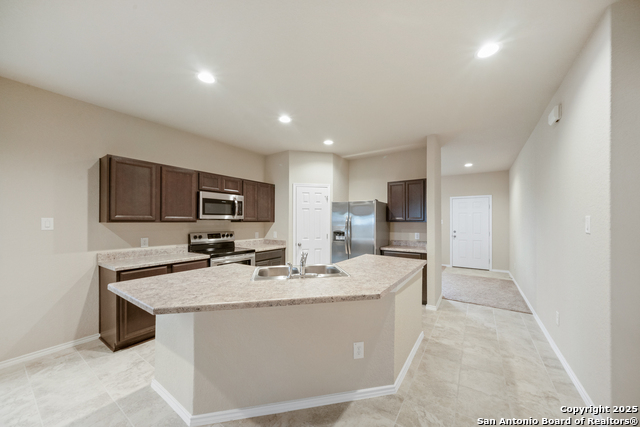 Image 15 of 32 For 7143 Mesa Clfs