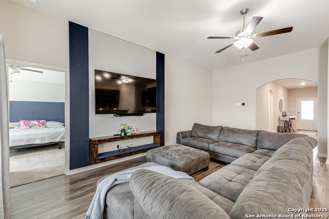 Image 12 of 25 For 6343 Juniper