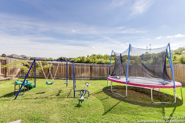 Image 23 of 25 For 6343 Juniper