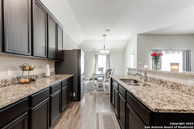 Image 8 of 25 For 6343 Juniper