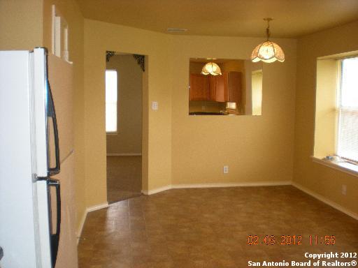 Image 3 of 13 For 9906 Autumn Hollow