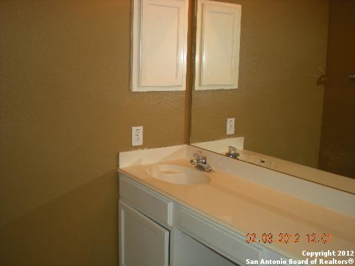 Image 7 of 13 For 9906 Autumn Hollow