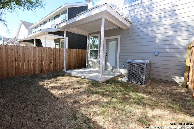 Image 31 of 32 For 10310 Lynwood Village