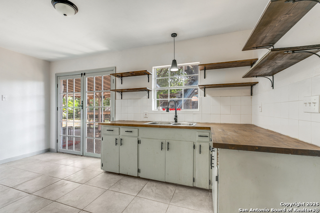 Image 9 of 15 For 310 Williamsburg