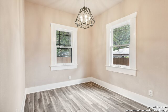 Image 16 of 17 For 230 Glenwood
