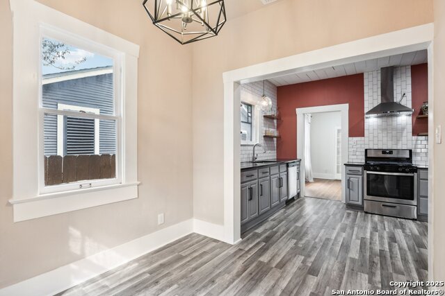 Image 17 of 17 For 230 Glenwood