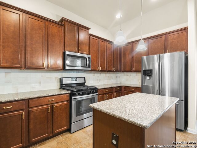 Image 10 of 32 For 22611 Carriage Bush