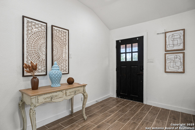 Image 5 of 27 For 1851 Dawson