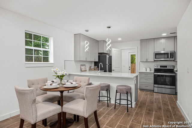 Image 9 of 27 For 1851 Dawson