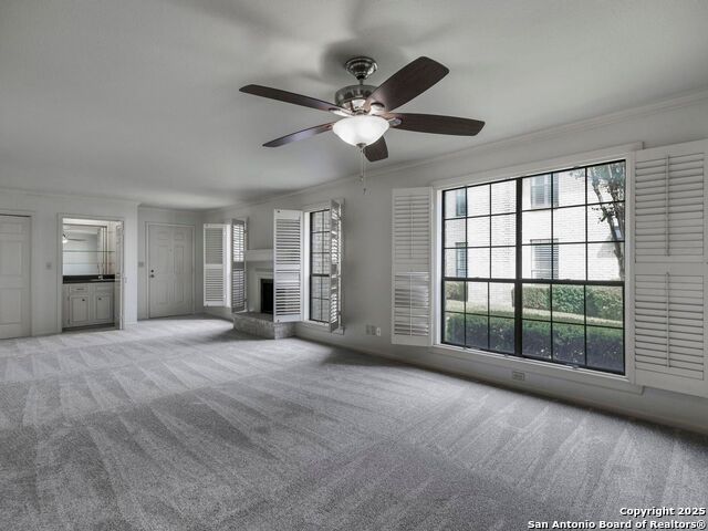 Listing photo id 12 for 2611 Eisenhauer Rd  901