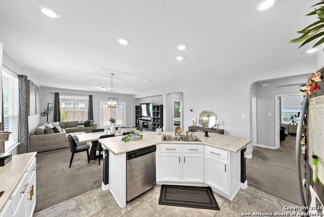 Listing photo id 10 for 9411 Copperway