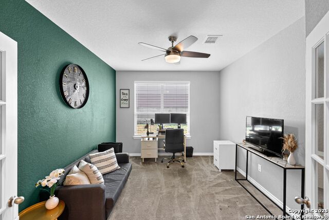 Listing photo id 15 for 9411 Copperway