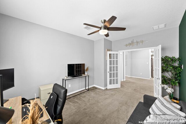 Listing photo id 16 for 9411 Copperway