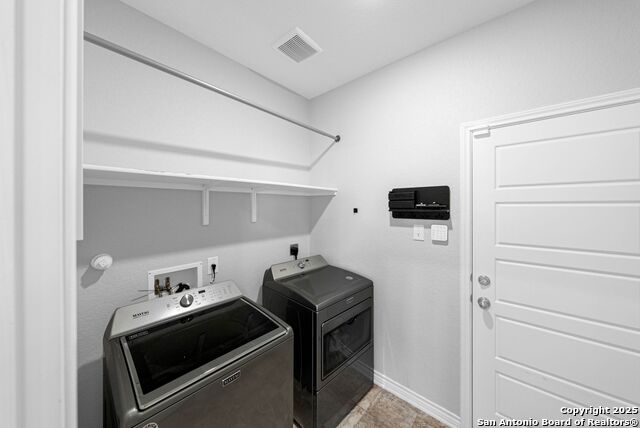 Listing photo id 23 for 9411 Copperway