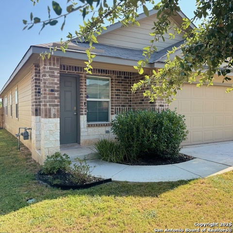 Image 4 of 8 For 321 Middle Green