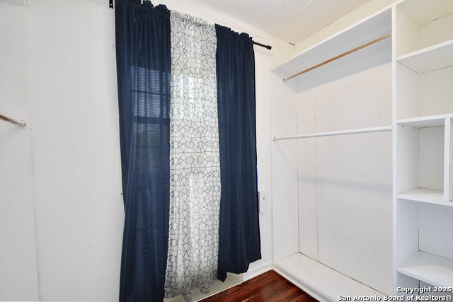 Image 21 of 31 For 1211 Lee Hall