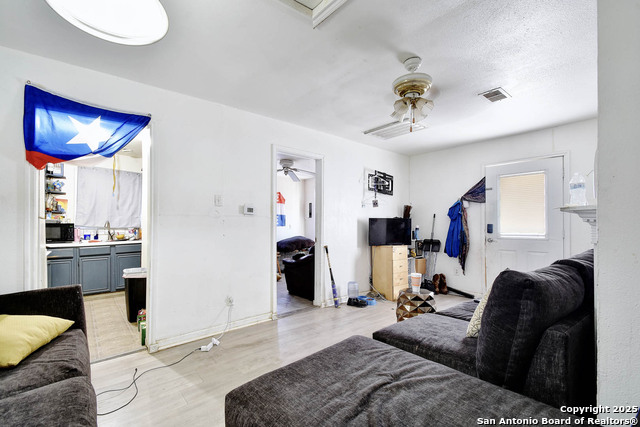 Image 26 of 31 For 1211 Lee Hall