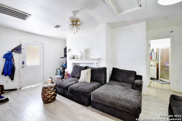 Image 7 of 31 For 1211 Lee Hall