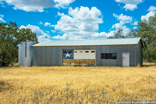 Image 14 of 47 For 1700 Bruce