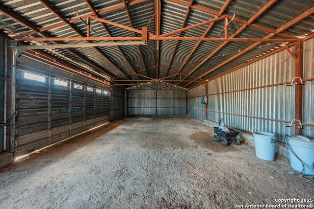 Image 16 of 47 For 1700 Bruce