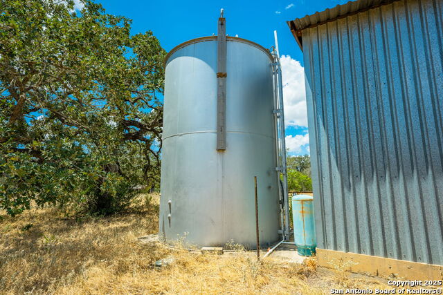 Image 19 of 47 For 1700 Bruce