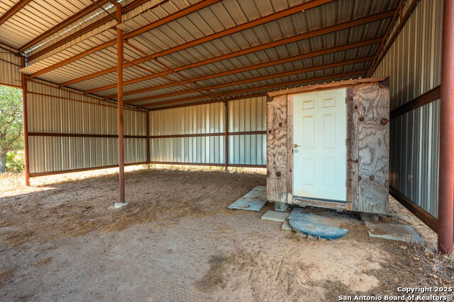 Image 23 of 47 For 1700 Bruce