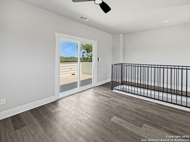 Image 14 of 18 For 122 S Walters St.