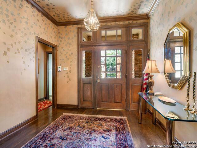 Image 12 of 47 For 115 Westcourt Lane