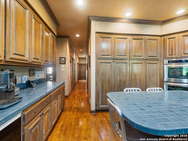 Image 21 of 47 For 115 Westcourt Lane