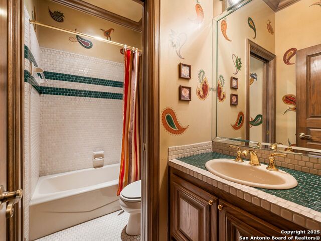 Image 29 of 47 For 115 Westcourt Lane