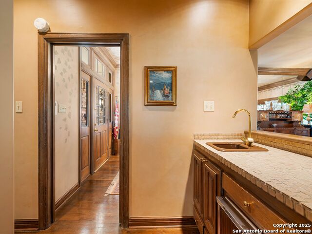 Image 33 of 47 For 115 Westcourt Lane