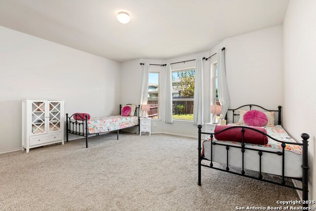 Image 15 of 40 For 4602 Acacia Hill